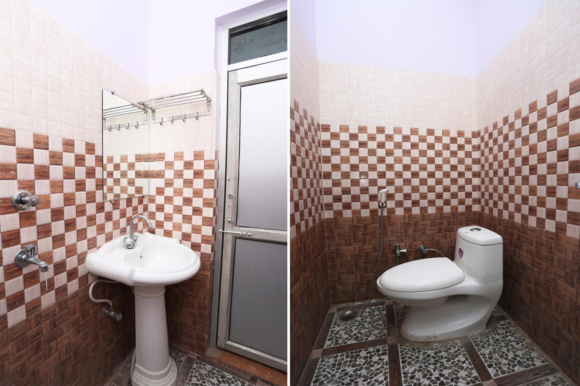Hotel O Rama Palace Морадабад Екстериор снимка
